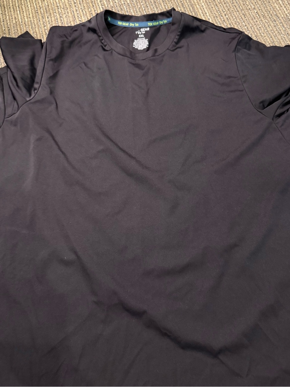 tek gear Black Short Sleeve Performance Tee